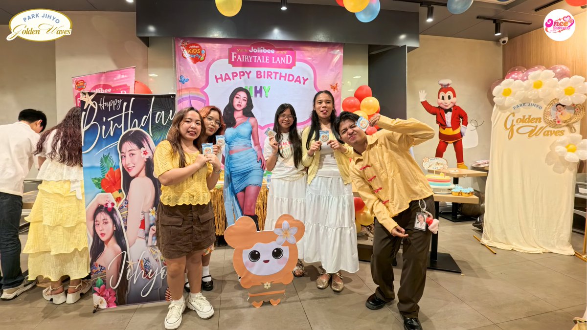 Once Universe tweet media