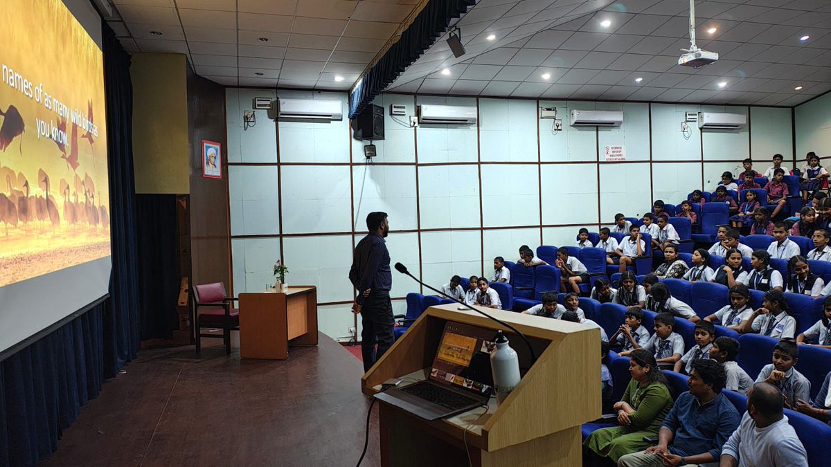 GSCPGoa's tweet photo. An insightful session by Arannya Environment Research Organization on Conservation Science and Birds of Goa at Science Fiesta inspiring communities to protect our rich avian diversity.🌳🐦
#scicomm #conservationscience #birdsofgoa #smartkid #goatourism
@ncsmgoi @MinOfCultureGoI https://t.co/UYS1ANqmcd