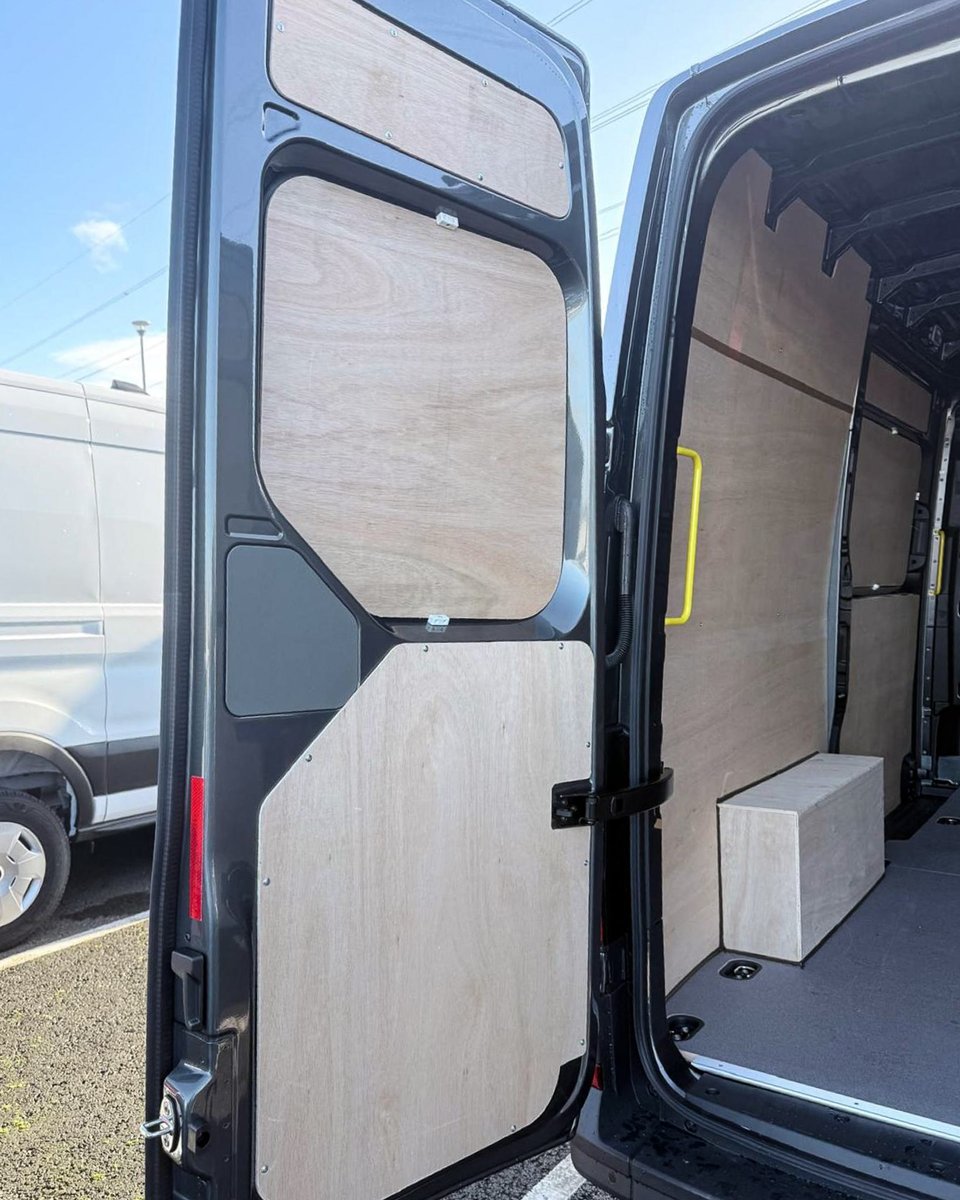 vehicleaccltd's tweet image. VW CRAFTER 2025

🔵 Full Ply Lining with Wheel Boxes

Built to protect and prepared for heavy duty use.

Contact us now for a FREE quote:
📞 0117 379 0279
📧 sales@vehicle-accessories.net
💻 vehicle-accessories.net

#bristol #plylining #vanlining #vaninterior #plywood
