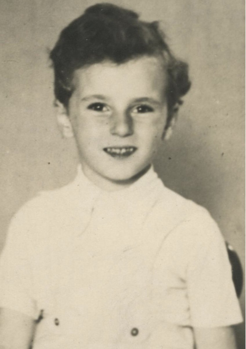 26 February 1932 | A Czech Jewish boy, Jindřich Brückner, was born in Brno. 

He was deported to #Auschwitz from the #Theresienstadt ghetto on 15 December 1943. Imprisoned in the so-called Familienlager in Auschwitz II-Birkenau. He did not survive.
---

Children at Auschwitz
📖