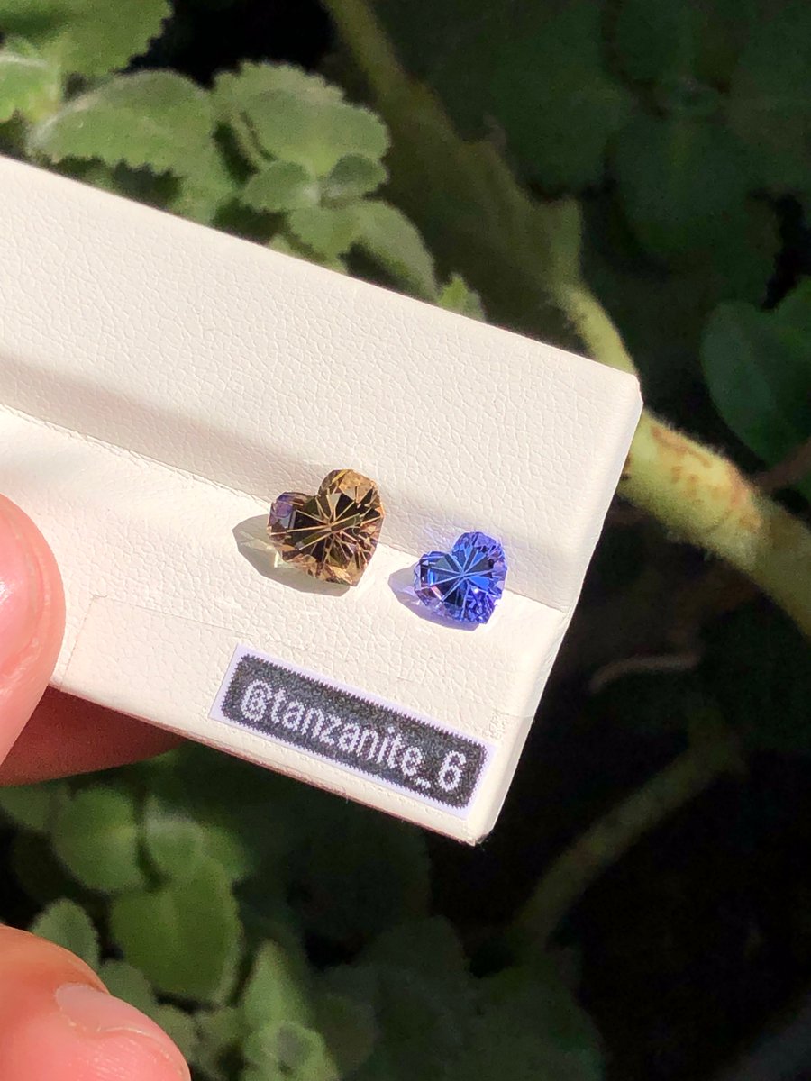 天然タンザナイト 特別なカスタムカットのハートシェイプ