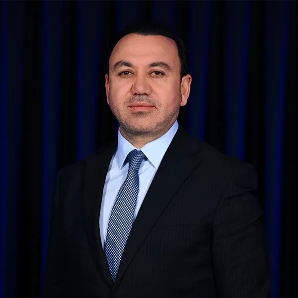 ⚫️ Anahtar Parti Genel Başkan Yardımcısı Tahir Keskinkılıç, 25 Şubat 2025’te yürürlüğe giren düzenlemeyle kamu kurumlarında disiplin cezalarında takdir yetkisinin amirlere bırakılmasını eleştirdi. Aynı fiile farklı cezalar verilebilmesinin hukuki güvenliği zayıflatacağını