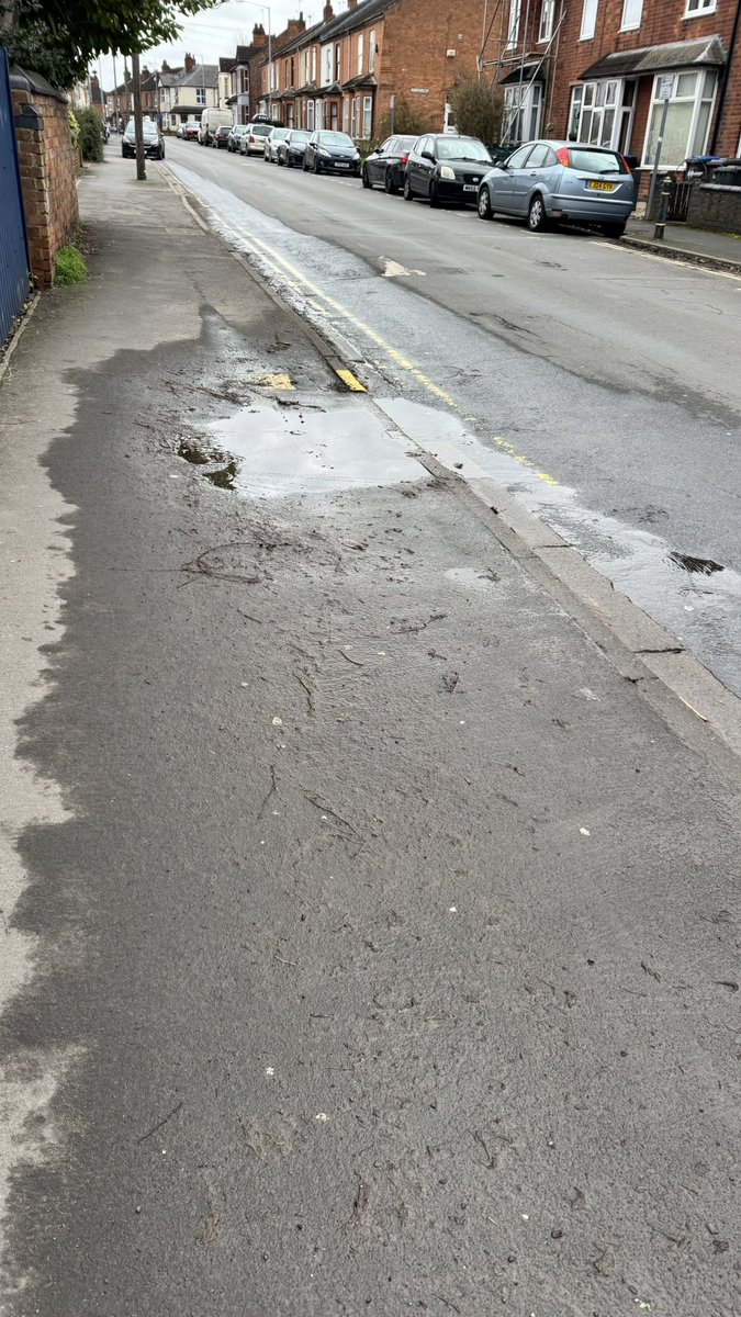 biker_greg's tweet photo. @stwater this has been like this (and getting worse) for #months now, no wonder #bills going up. https://t.co/CoduZfLNCz