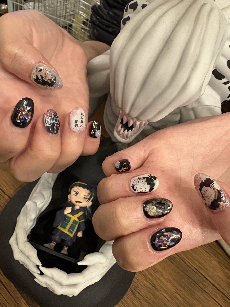 a_kuma_sanda's tweet photo. ひなぎさんに夏油ネイルしてもらった♡ https://t.co/KTIw1xnwE9