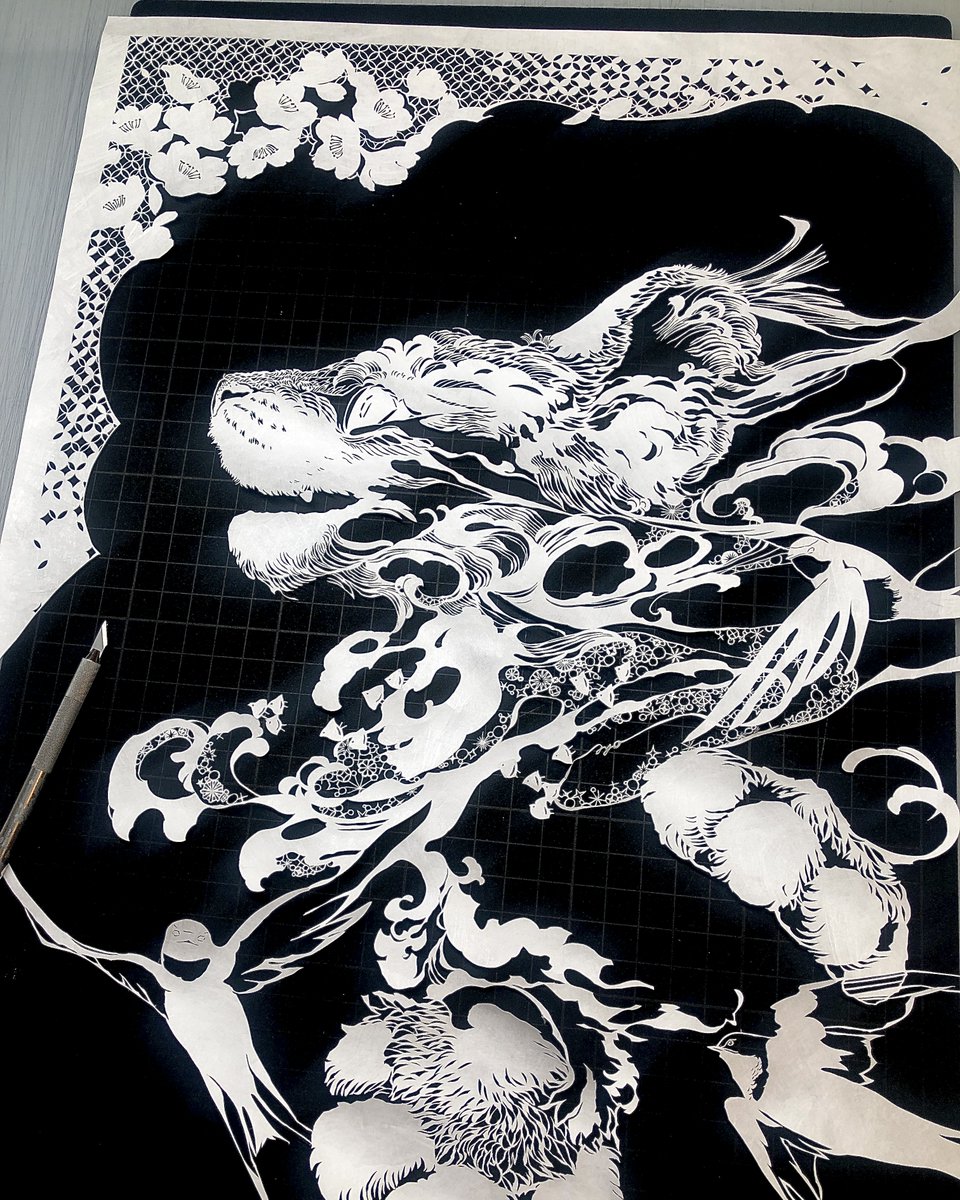 ayauotani's tweet image. 白い切り絵の新作です。 3/6からの三人展で展示予定です。もうすぐ完成！

「麗のかたち」
会期：3/6（金）〜3/12（木）
12:00-19:00（最終日16時まで）
会場：つかう たのしむ +ノーション ギャラリー
中央区銀座６丁目4ー13 ヤマザキビル二階

#切り絵 #papercut #handcut