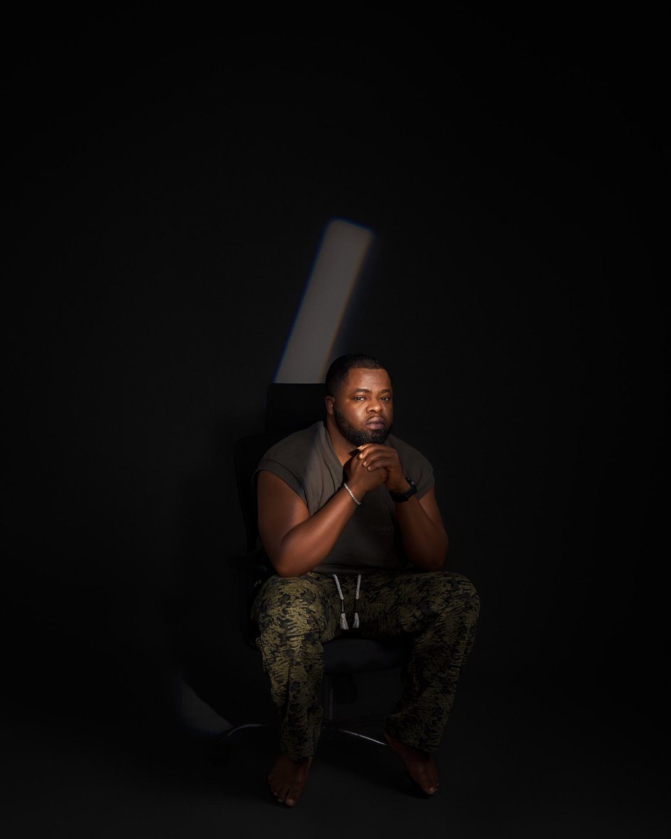 weezy_scott's tweet photo. Toast to the good life 🍾🥂 https://t.co/5ofmFOxRcn