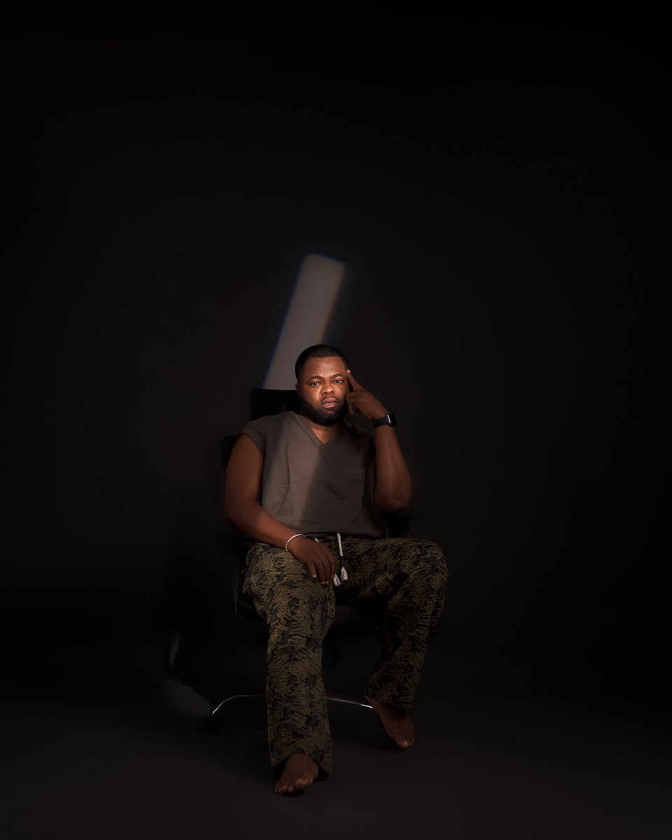 weezy_scott's tweet photo. Toast to the good life 🍾🥂 https://t.co/5ofmFOxRcn