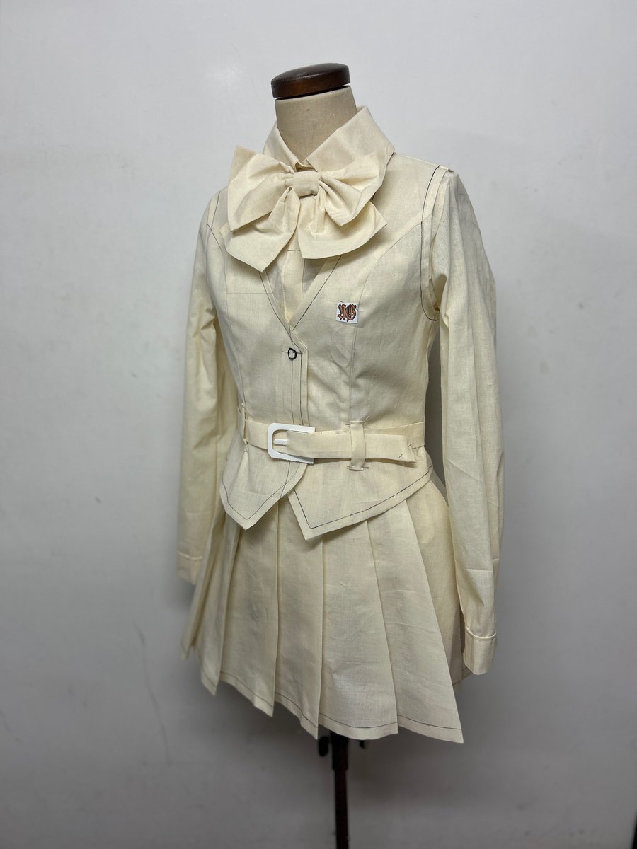 FANDC_Staff's tweet image. 工房様より『Canvas』撫子学園制服の仮縫い写真が送られてきましたよ。一部をアップします。
後日社内で細かく確認します。
完成まで今しばらくお待ちください。

#Canvas
#撫子学園
#コスプレ