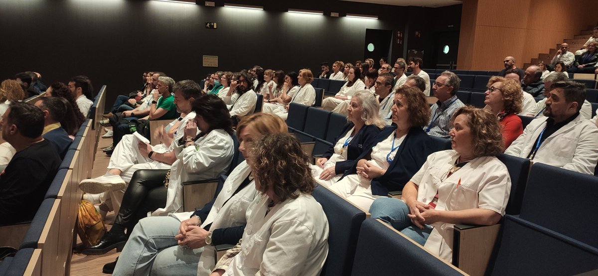 📢 Hoy hemos informado en Toledo a enfermeras, fisioterapeutas y profesionales sanitarios sobre la recuperación de la carrera profesional en el SESCAM. Nos volvemos a movilizar el 2 de marzo en el Hospital Universitario de Toledo #CarreraProfesionalYa