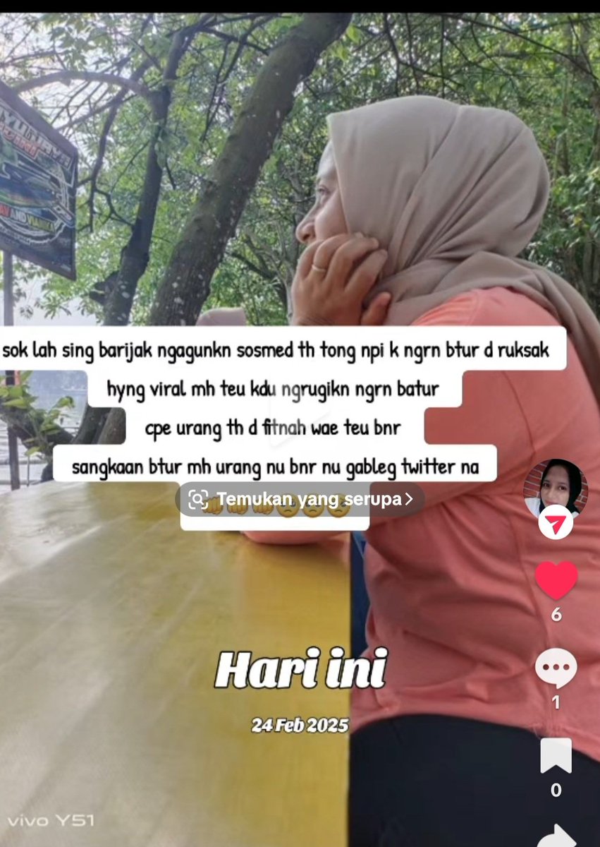 DMustaafaa's tweet photo. Hati-hati akun Twitter atas nama @Gabuttschinet3 @Gabuttschinet2 itu HOAX hasil maling foto dan foto video telanjang pun sama, INI GUA KASIH BUKTI STORY TIKTOK PEMILIK FOTO KERUDUNG ITU.
Apalagi yang ngaku² pacar nya @Jlnmlm99 ibu lu  PELACUR.!! https://t.co/07AvjjswtK