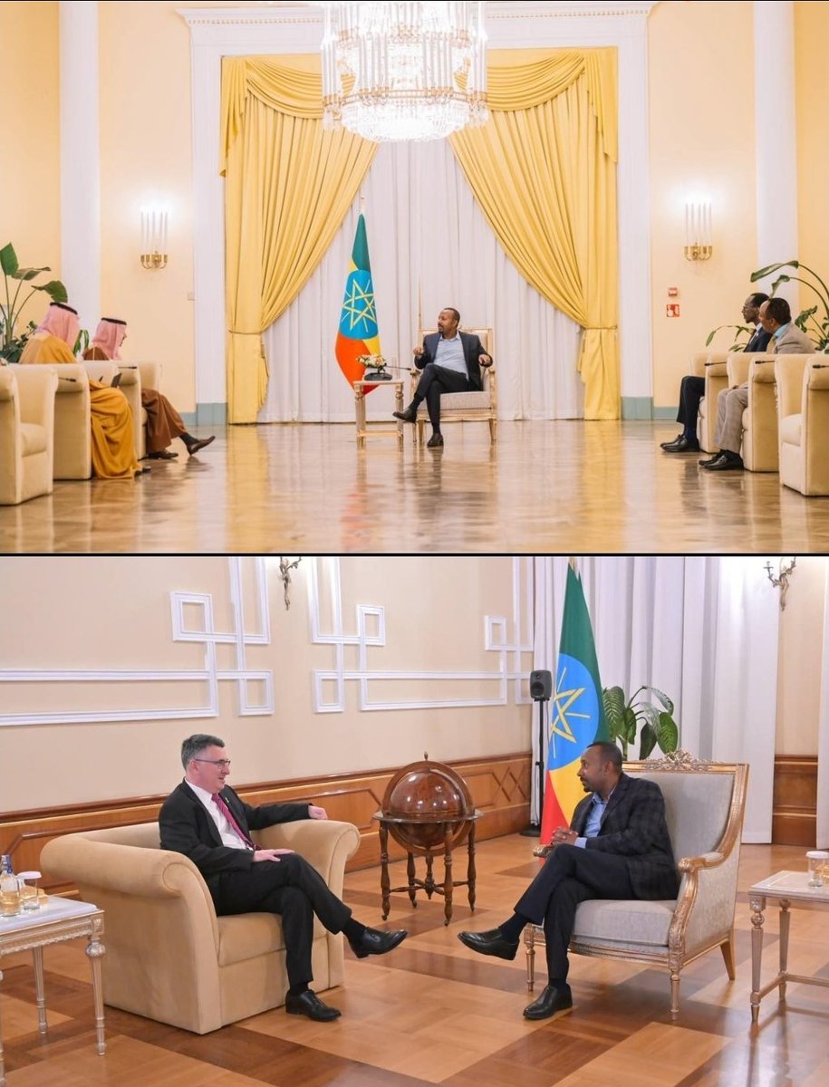ethiopiansone's tweet photo. 🚨 The Distance Between Chairs

It's no coincidence! https://t.co/tPJaIpWid4