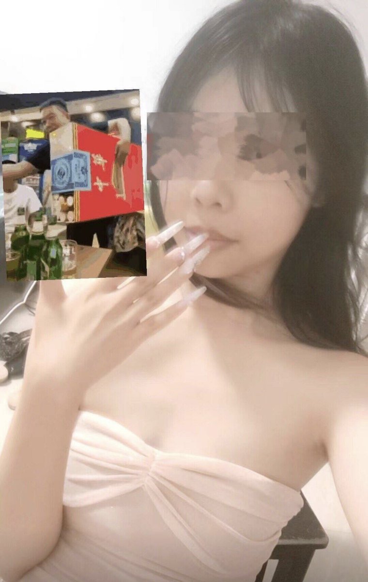 重庆字母墙 tweet media