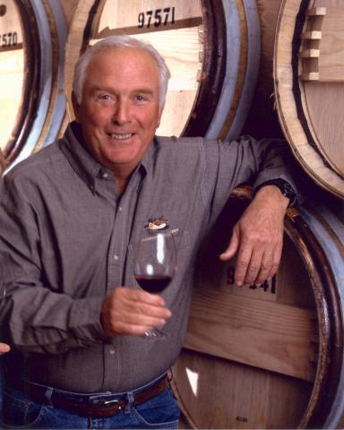 InMemoriamX's tweet photo. RIP Dan Duckhorn, Vinter
Founder of Duckhorn Vineyards
Champion of Merlot
San Francisco Chronicle "Winemaker of the Year" (2005)
#InMemoriam #RIP https://t.co/0ToOYrkKtR