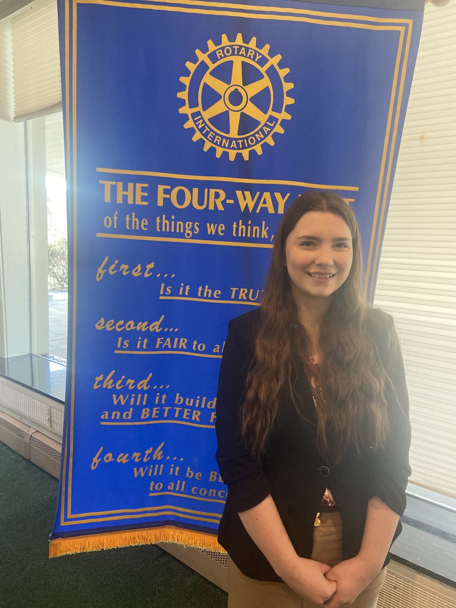 acpsmd's tweet photo. Destiney Burgess, a Mountain Ridge junior, won 1st place in Allegany County Rotary Club's 4-Way Test speech contest. She competed against students from Ridge, Allegany &amp; Bishop Walsh. Her topic? The use of empathy in conflict resolution. Good luck at regionals, Destiney!🤩 https://t.co/LLT08BEYjh