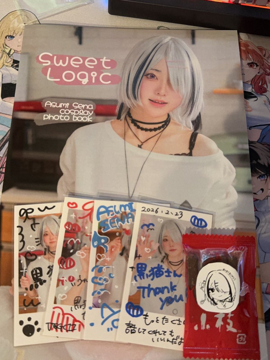 あさぎなさん@asagi_na_ 写真集とチェキを買いました！