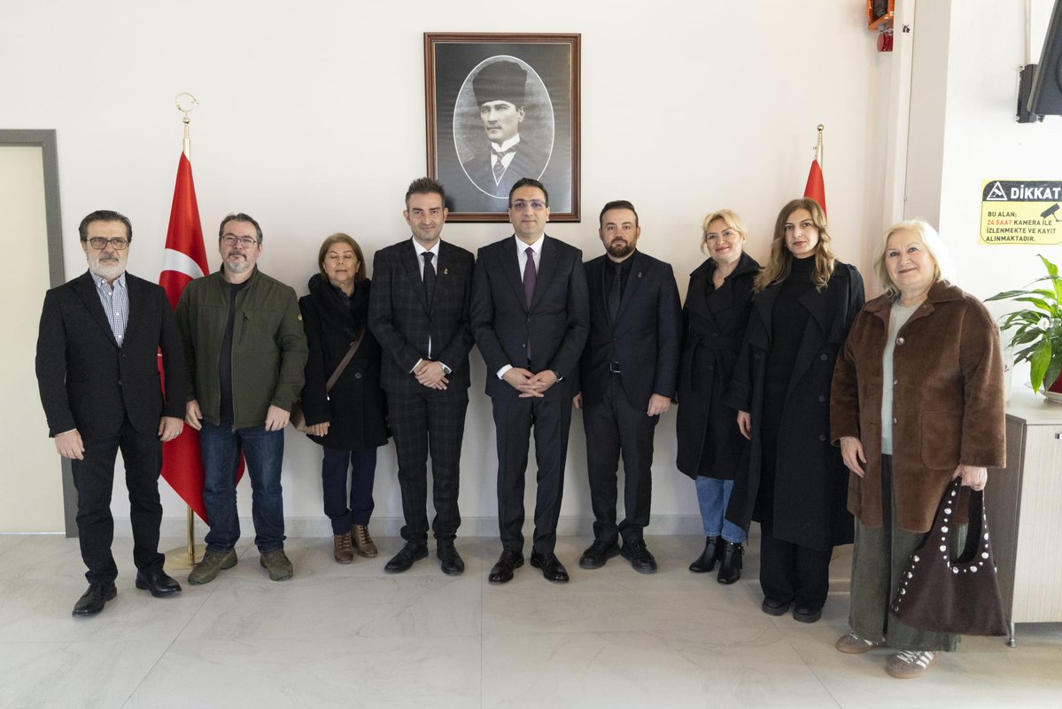 Bugün Zafer Partisi Balçova İlçe Başkanlığı olarak Balçova Belediye Başkanı Sayın Onur Yiğit’i makamında ziyaret ettik.

Gerçekleştirdiğimiz görüşmede karşılıklı fikir alışverişinde bulunarak ilçemize dair değerlendirmeler yaptık. İlçe Başkanımız Sayın Av. Görkem Durmuş, Sayın