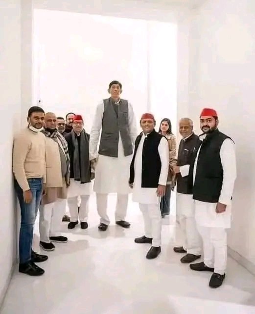 अब तो पंखा भी खोल सकतें हैं ..😊😊