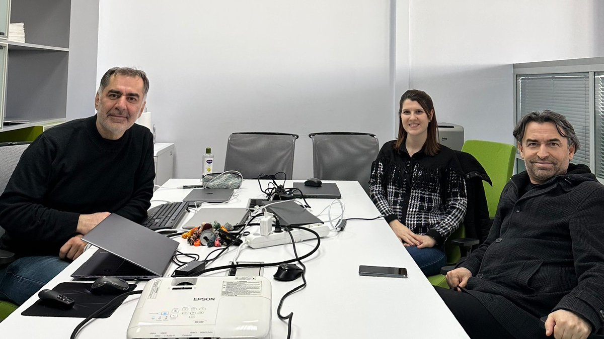 ✨Marmarakaf’26 hazırlıkları kapsamında Bursa Uludağ Üniversitesi Kariyer Merkezi Müdürü Memet Zencirkıran ile verimli bir toplantı gerçekleştirdik. 12–13 Mayıs’ta Bursa’daki fuar için hazırlıklarımız sürüyor. 
🌸Nazik ev sahipliği için teşekkür ederiz.