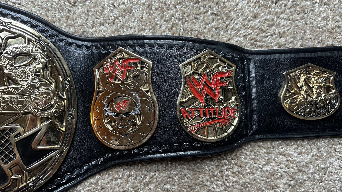 Ribsin Bacon tweet media