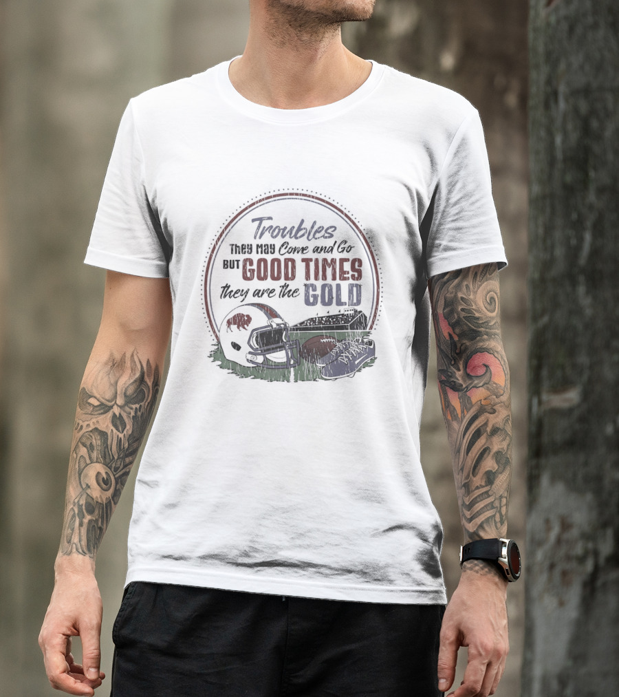 sarastanbrand's tweet image. Quick check-in: Seeing this Buffalo Bills tee just brought back memories of game day with friends. Cheering, laughs, and maybe a few heartbreaks. 🏈 What’s your favorite Bills memory? sarastan.com/product/t-shir…

#BuffaloBills #NFL #FootballFashion
