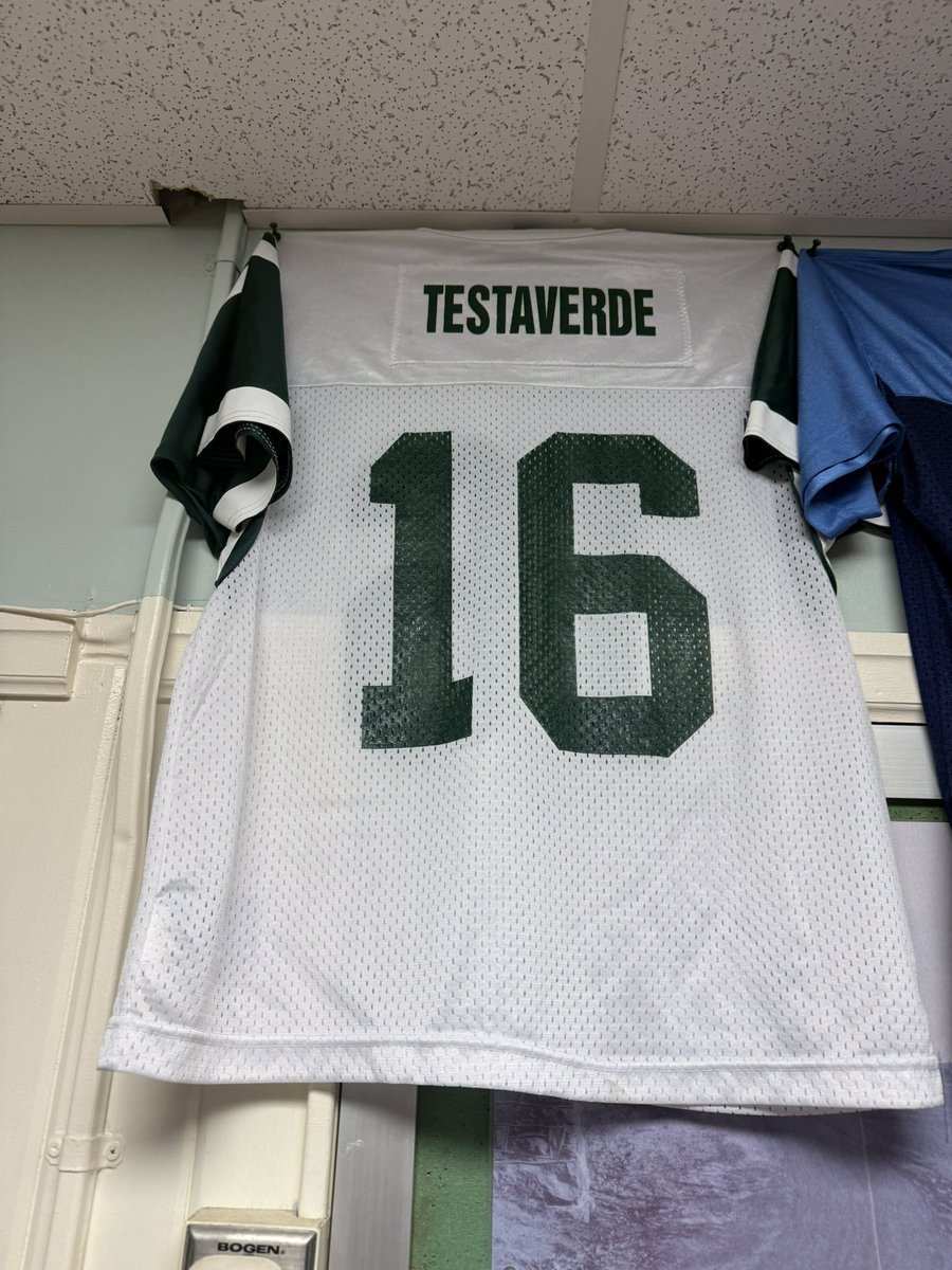 FUMAPGFootball's tweet photo. Imagine being surrounded by jerseys on the wallβ¦
Hung in the same lockers.
Above the same seats they once sat in.
The standard isnβt explained here.
Itβs visible.
Every day you walk in, you see whatβs possible. π
#ForkUnion #BuiltForTheNextLevel https://t.co/dVMHBwdHVO