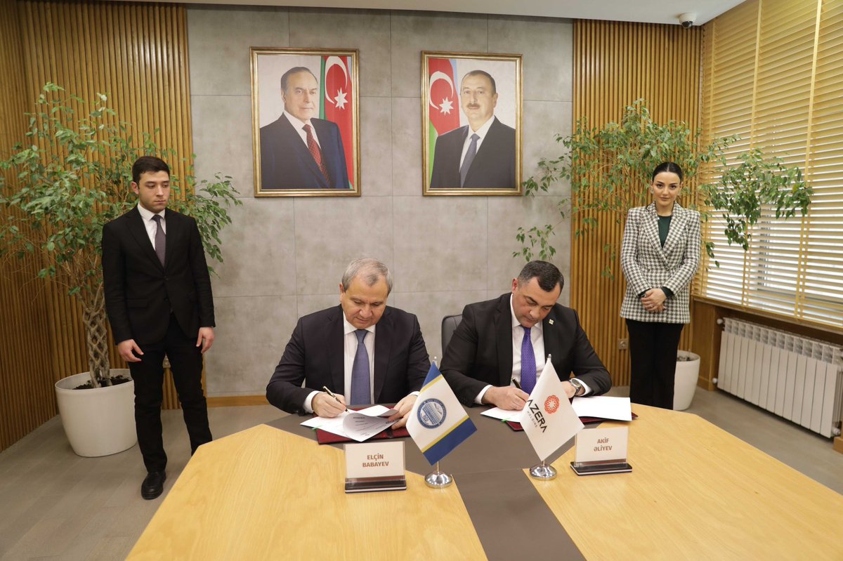 bdu_eduaz's tweet photo. BDU və Azera Holdinq əməkdaşlığa başlayır.
Bakı Dövlət Universitetinin rektoru Elçin Babayev və Azera Holdinqin direktoru Akif Əliyev əməkdaşlıq haqqında anlaşma memorandumu imzalayıblar.
Ətraflı: https://t.co/GILz46nbO9
#BDU #BakuStateUniversity #Azera #memorandum #əməkdaşlıq https://t.co/uHaVOByWiZ