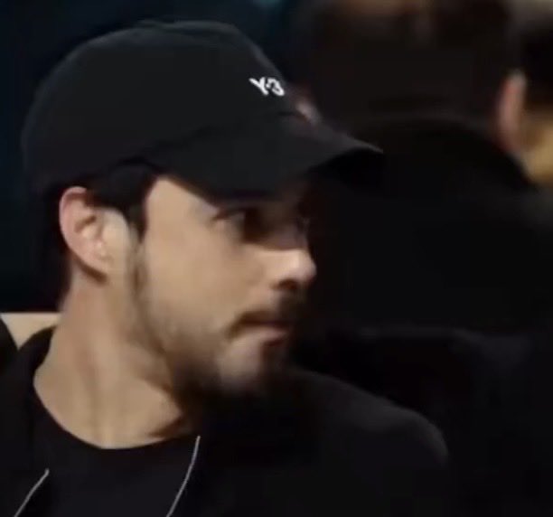 Zuzugokcen's tweet image. Eskiden olsa bunu paylaşırdım ama artık paylaşmak gelmiyor içimden. 😅😜
#MinaDemirtaş #MertYazıcıoğlu