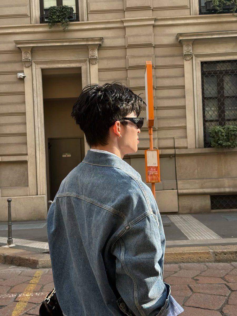ppnaravit_home's tweet photo. แพ้ให้เธอทุกทางแล้วจริง ๆ เหมาะสมยิ่งนัก 

So proud of you @ppnaravit 😭😭

POND PRADA FW26 IN MILAN

#PradaFW26xPond https://t.co/t2EepXfbWc