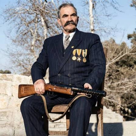 ▫️اصل تمامیت ارضی [Territorial Integrity]
▫️اصل تعیین سرنوشت [Self-Determination]
جدایی‌طلبی در حقوق بین‌الملل قرن ۲۰ میلادی، حق تعیین سرنوشت مردمانی بود که مستعمره یک امپریالیسم بودند. ایران در طول تاریخش نه استعمار بوده و نه مستعمره. بنابراین اصل تمامیت ارضی و حاکمیت دولت‌ در