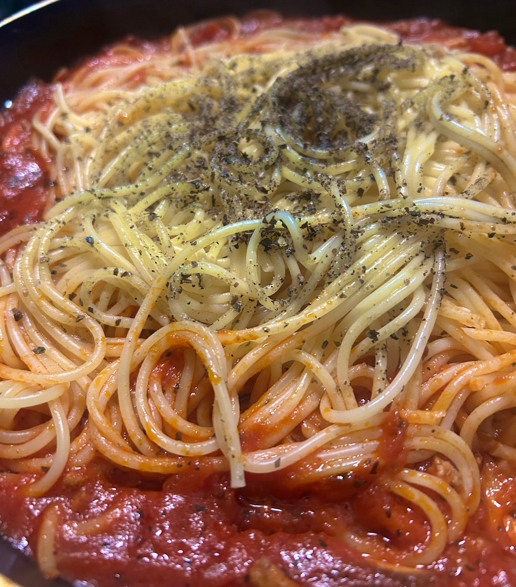 ichikappa's tweet photo. おいしい　#トマトスパゲティ https://t.co/vfm4rzWvC8