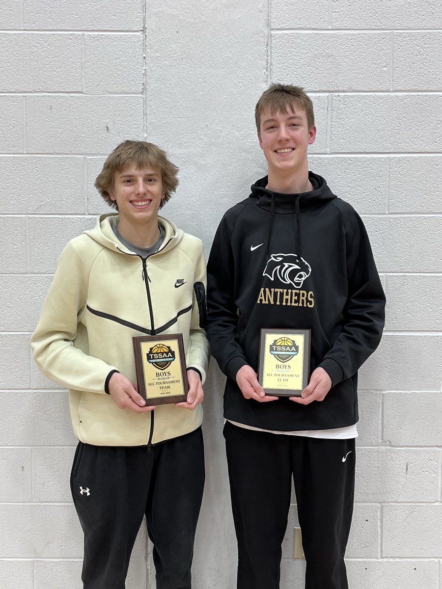 SMHS_Hoops2006's tweet photo. Congratulations to @Briggslowe_ and @MoseleyEvin13 for being named District All Tournament. https://t.co/OibkLYs2N8