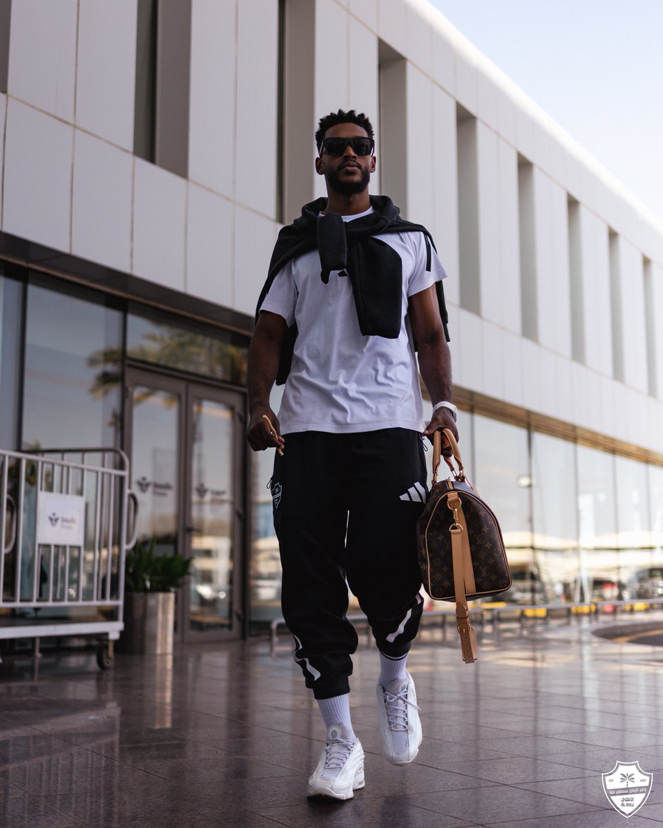 النادي الأهلي السعودي tweet media