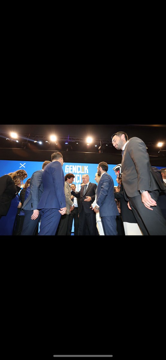 UASonay's tweet image. ALLAH seni başımızdan eksik etmesin ❤️ #NiceYıllaraReis