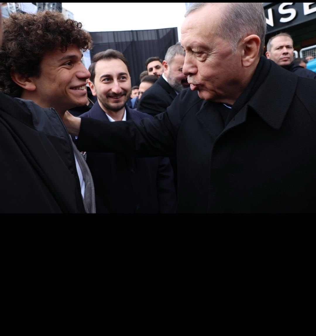 UASonay's tweet image. ALLAH seni başımızdan eksik etmesin ❤️ #NiceYıllaraReis