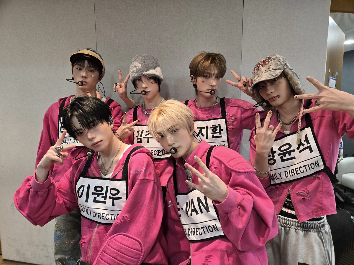 _official_DD's tweet photo. [📸] 260226 완료

#DAILYDIRECTION #DD #데일리디렉션
#RBDB #ROOMBADOOMBA #FIRST_DELIVERY https://t.co/ulwQUJeDQy