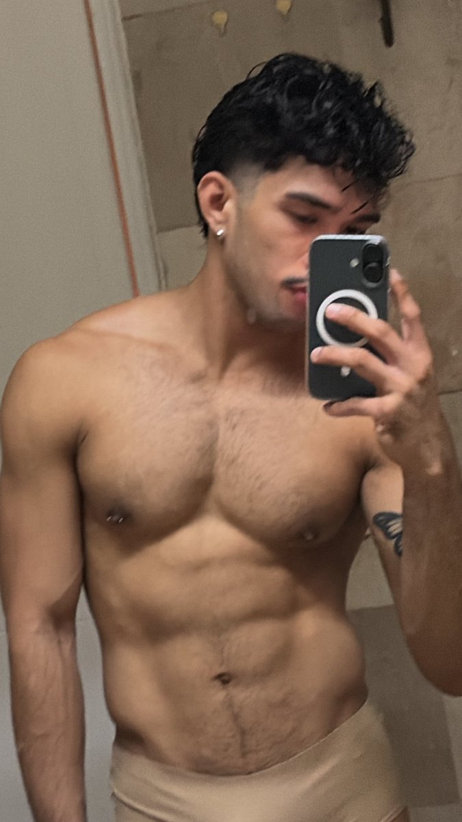 BOMBA DING • Denzel Sarra 💣💪🏽 tweet media