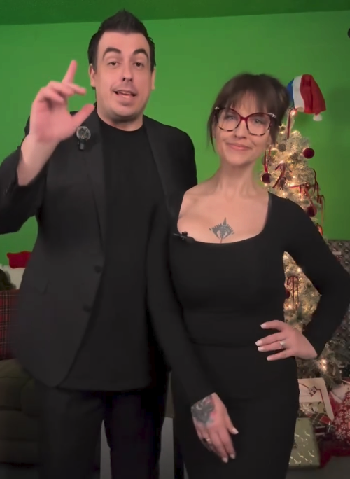 i dont live in a room painted like a green screen and i dont need my wife to wear special wigs and dress up to be exciting so you tell me