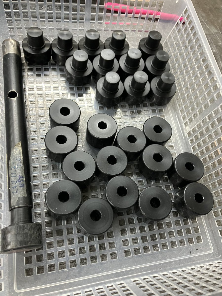 ご注文頂きました NSF100の純正ハンドル用デカバーエンドと サイド