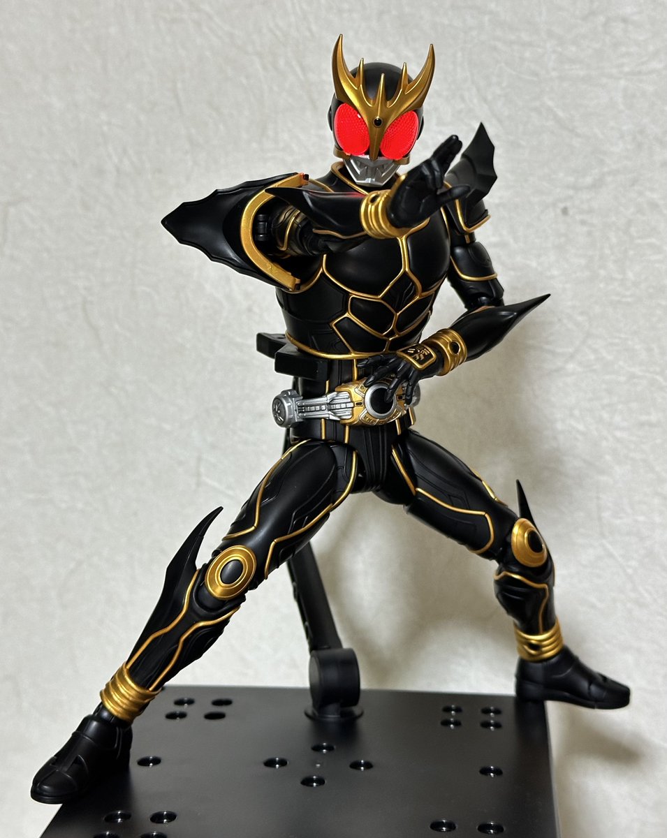 BLOKEESの仮面ライダークウガ アルティメットフォームのみでした