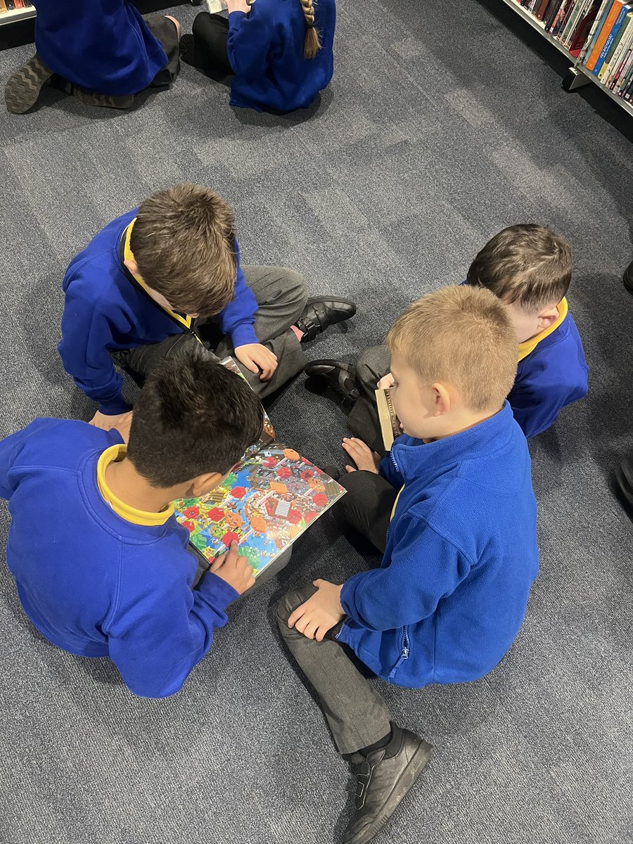 Canon Burrows CE Primary School tweet media