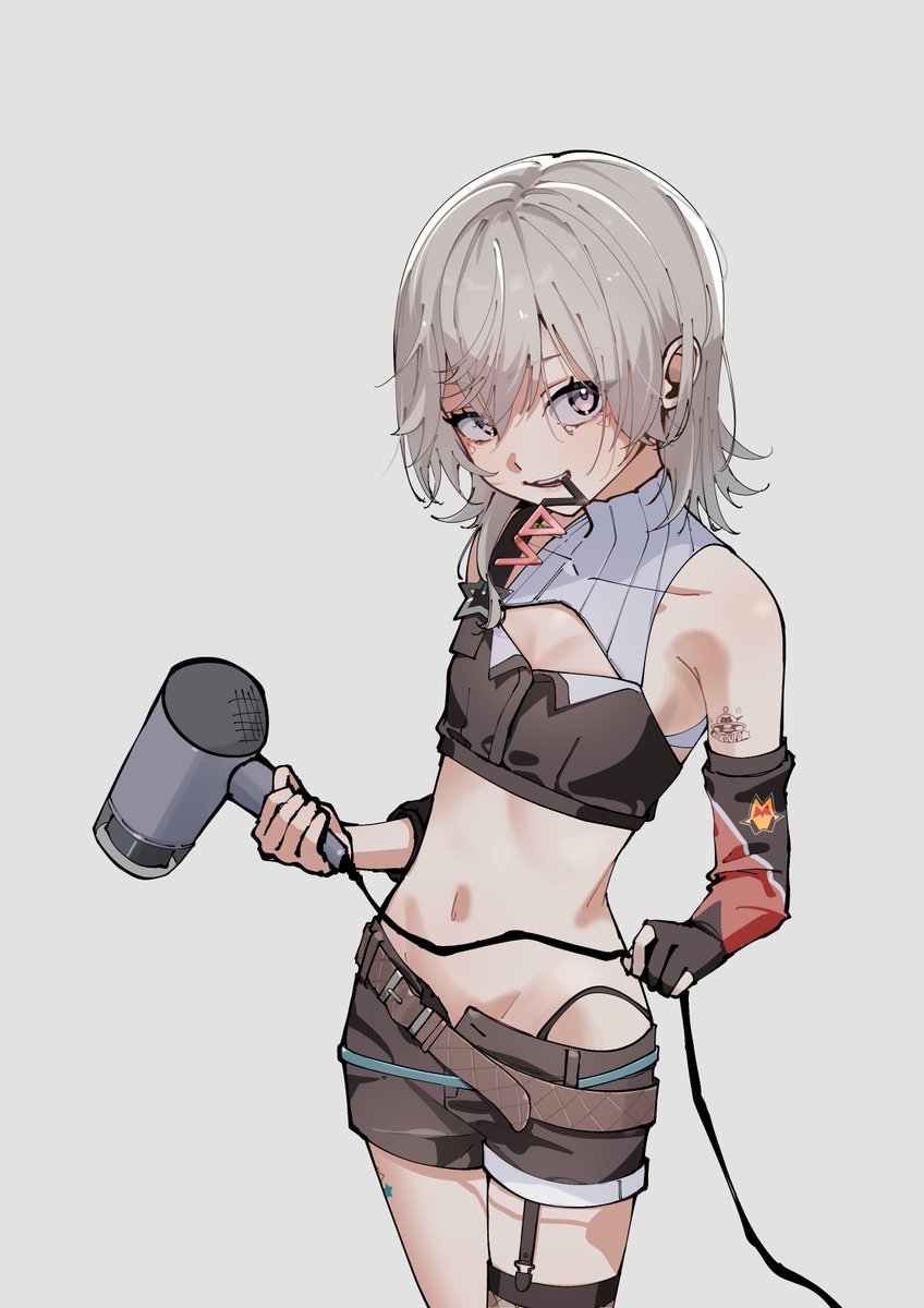 sake_sakanaya's tweet photo. 計画性がないので一応体を描いてからトリミングすることが多いです、セット中のイメージでした。 https://t.co/YWe6hNhfiV