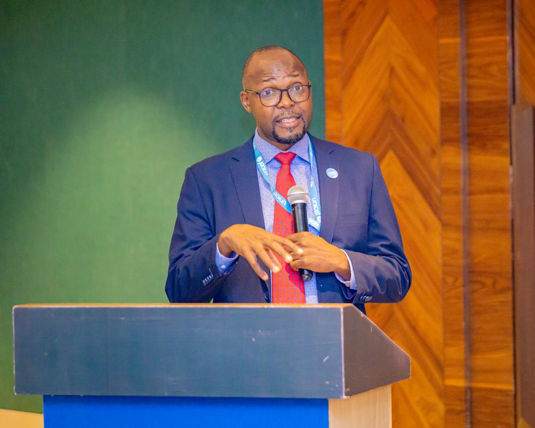 unicefrw's tweet photo. @RwandaGov @Rwanda_Justice @CivilSocietyRW @LegalPracticeRW @DominicRwanda UNICEF Deputy Representative @DominicRwanda reaffirmed a clear principle: justice for children must be protective, compassionate &amp; timely.

"A child-friendly justice system prioritizes prevention, diversion, and dignity - because justice delayed is a childhood interrupted." https://t.co/teTboCkF4m