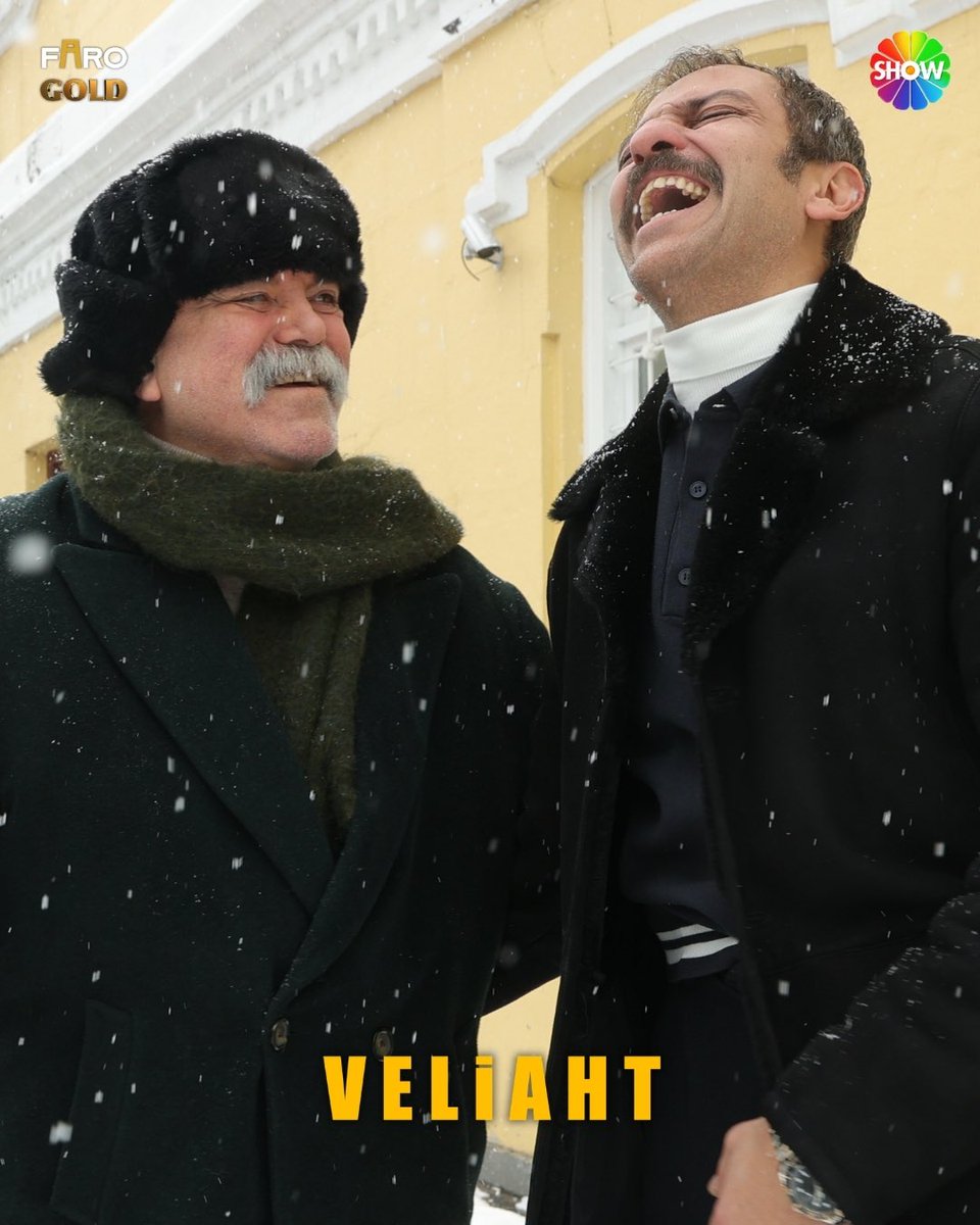 veliahtdizi's tweet photo. Büyük yüzleşmelerin hemen öncesinde yüzler gülüyor 😍 #YahDer

#Veliaht özetsiz yeni bölümüyle bu akşam 20.00’de Show TV’de 👑

@ShowTV @farocompany @GoldYapim https://t.co/LNX1Tmm1xL