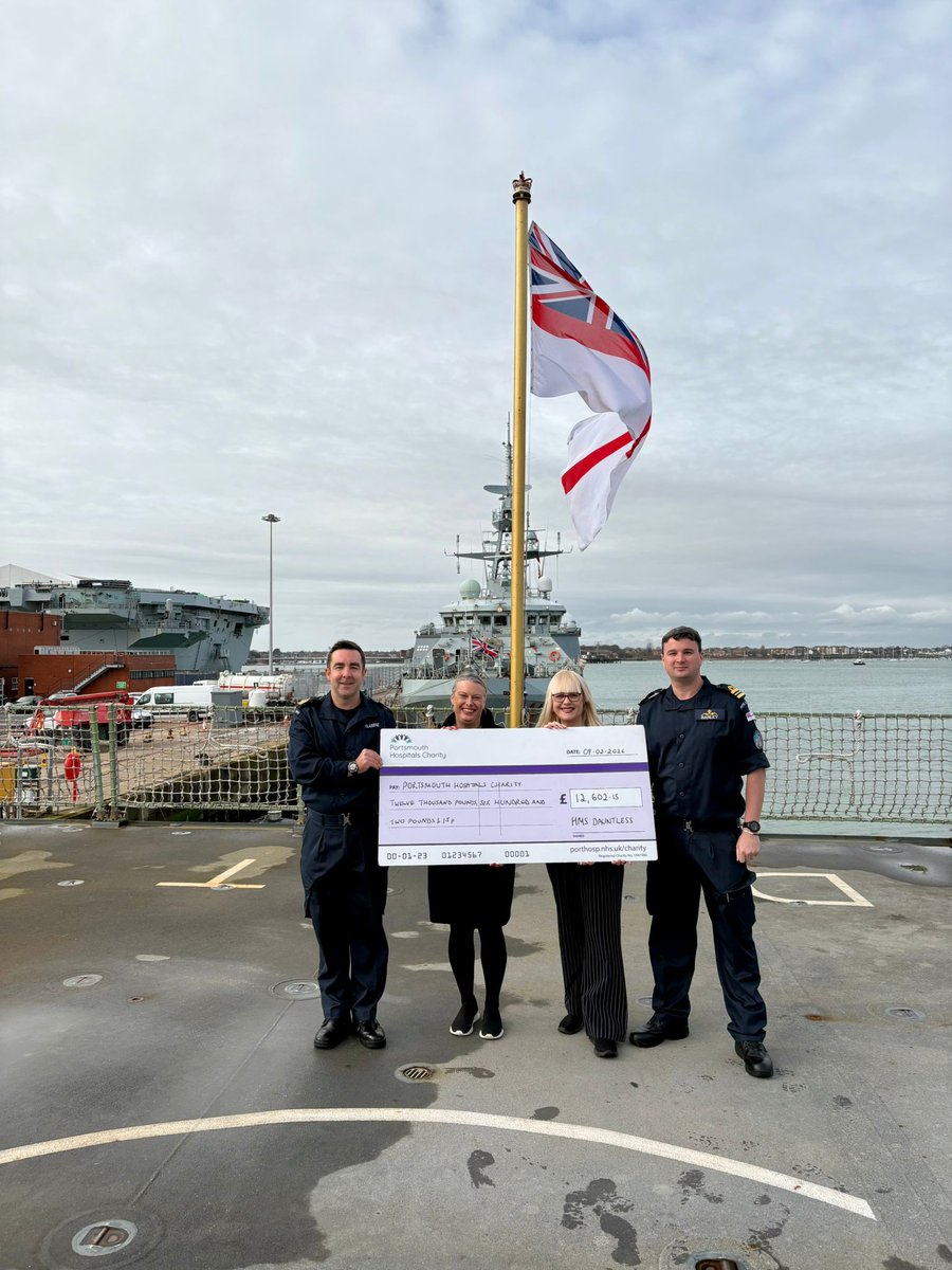 HMS Dauntless tweet media