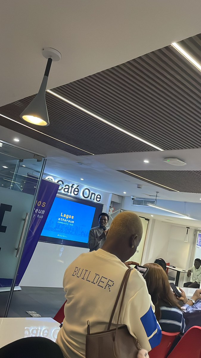 mrben_eth's tweet photo. Live at the ethereum hub,
#eth #farmstack https://t.co/XiZD329KS4