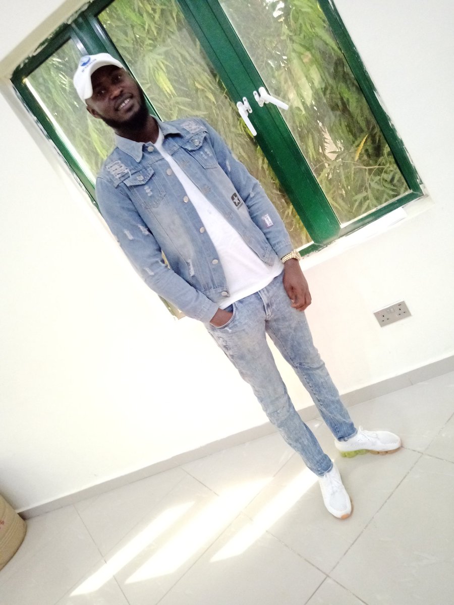 Hardhelekeh's tweet photo. @ademoye_mercy https://t.co/syWpqpSRCe