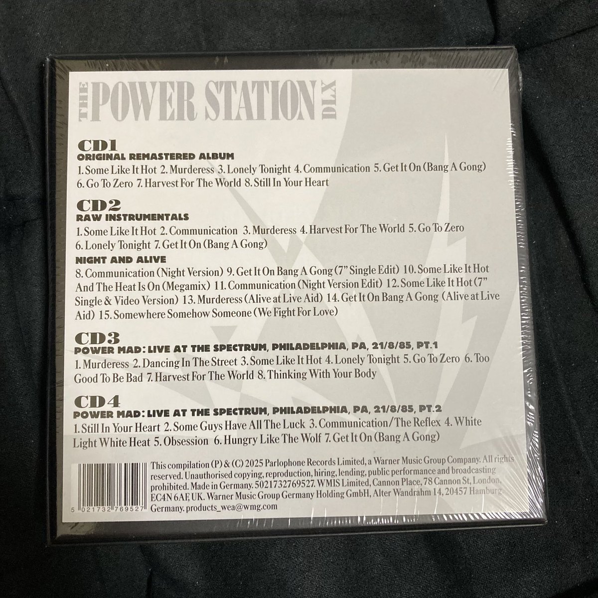 ZappaMinoru123's tweet photo. 一旦、戻って参り��したが、
明日、再び大阪へ。😅
軽く聴くか。😉
Power Station/ST 4CD (40th Deluxe Edition)
The Mothers Of Invention/Weasels Ripped My Flesh
#nowplaying
#vinyl #records #powerstation
#mothersofinvention https://t.co/QKKsogWgbn