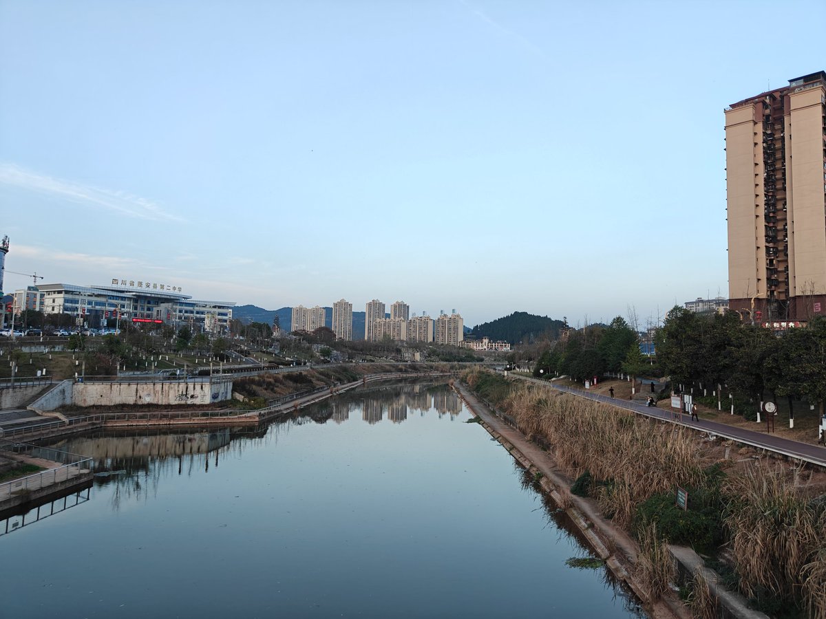 Yii ☞BA8AFK tweet media