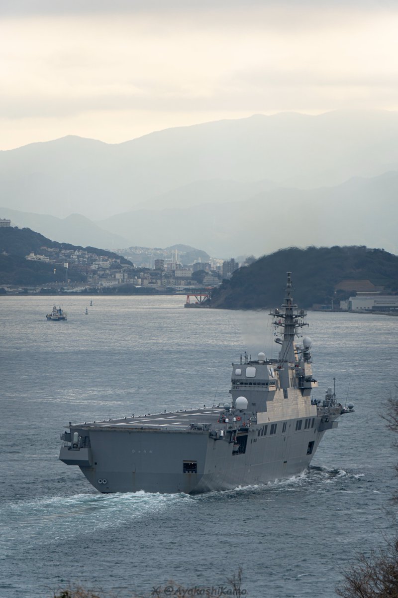 関門海峡を通航する「ひゅうが」の正面と背⚓️ 壇ノ浦PAから初挑戦の