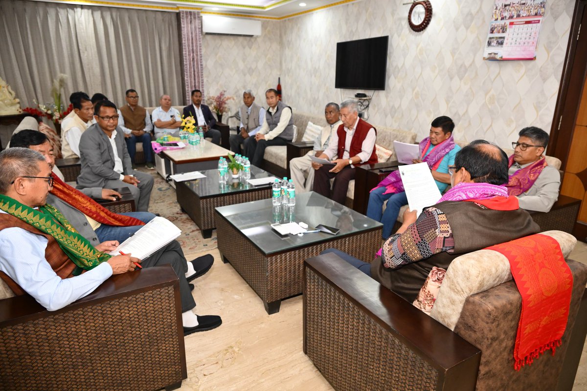 Under the visionary leadership of Hon'ble CM Dr. <a href="/himantabiswa/">Himanta Biswa Sarma</a> Dangoriya, Govt of Assam remains committed to ensure the holistic development of the Bodo community residing outside BTC. 

At the official residence of Hon'ble Speaker Shri <a href="/BiswajitDaimar5/">Biswajit Daimary</a> Dangoriya, took part in a